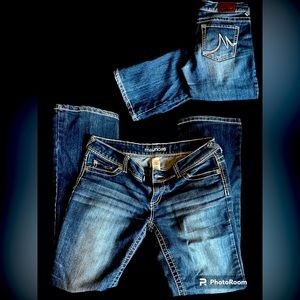 Maurice’s jean 5/6 short